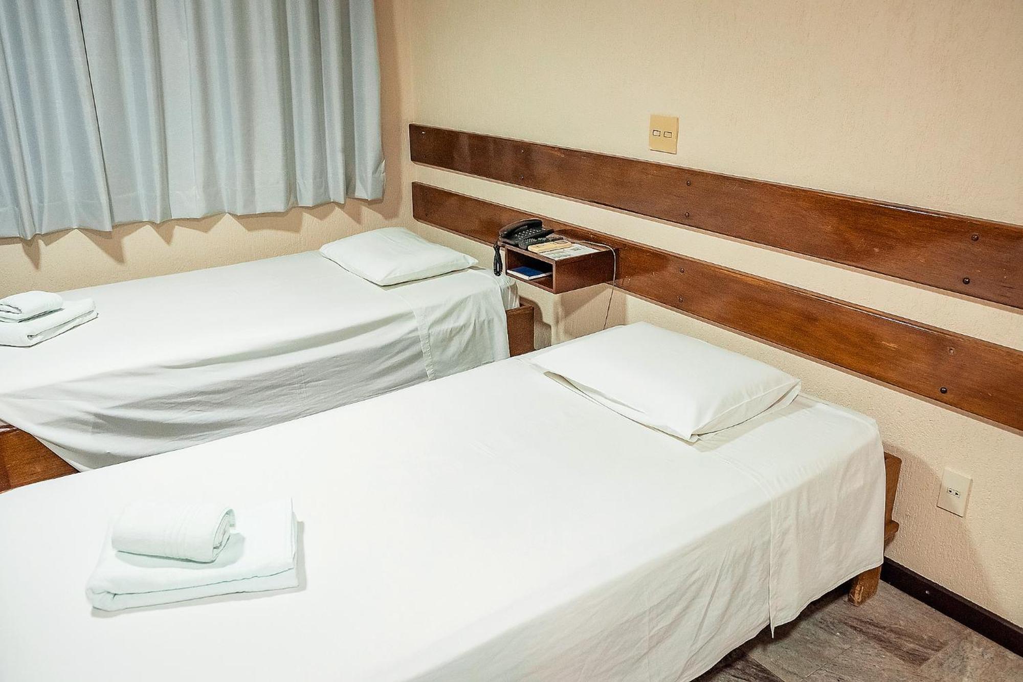 Sakr Hotel Penápolis Exteriör bild